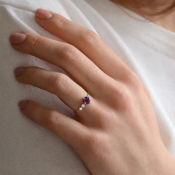 Gold ring with purple amethyst and diamonds AMO Image