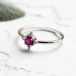 Gold ring with ruby and diamonds RUBY Thumbnail