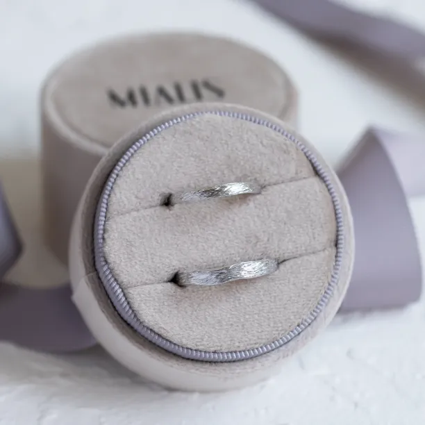 Gold twig wedding rings MIANA Image