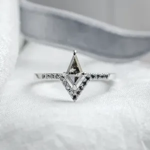 Unusual engagement ring with salt and pepper diamonds FRECCIA Thumbnail