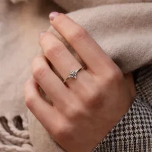 Romantic salt and pepper diamond ring ESTRELLA Thumbnail