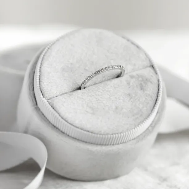 Eternity diamond ring BARSE Image