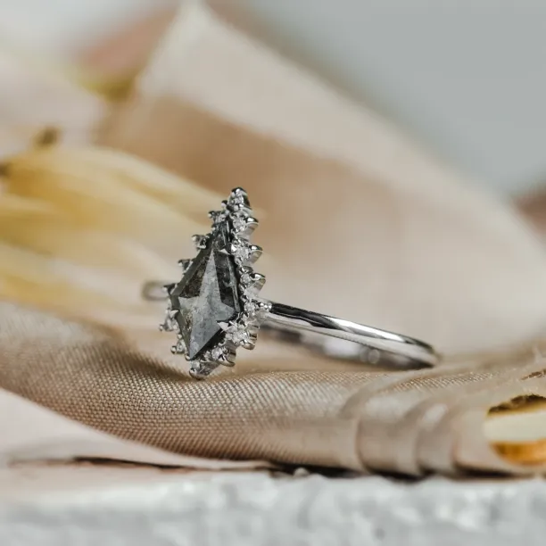 Gold cluster ring with salt'n'pepper diamonds DOMIZOS Image