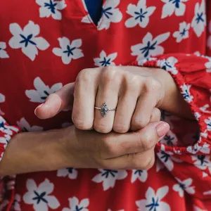 Halo unusual ring with salt'n'pepper diamonds DOMIZIO Thumbnail