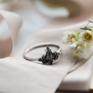 Unusual ring with salt'n'pepper diamonds MANSUETO Thumbnail