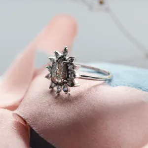 Flower ring with salt'n'pepper diamonds GIRASOLO Thumbnail