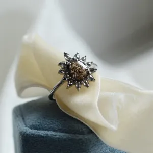 Flower ring with salt'n'pepper diamonds GIRASOLO Thumbnail