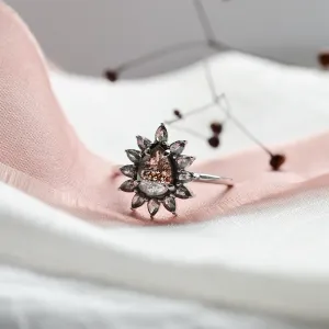Flower ring with salt'n'pepper diamonds GIRASOLO Thumbnail