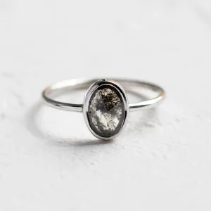 Gold oval salt and pepper diamond ring ONORATO Thumbnail
