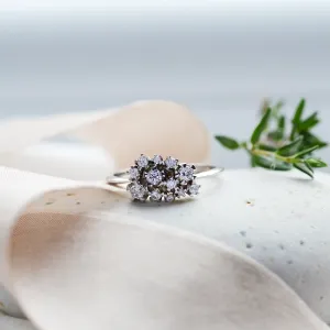 Unusual gold cluster ring with diamonds SEVERINO Thumbnail