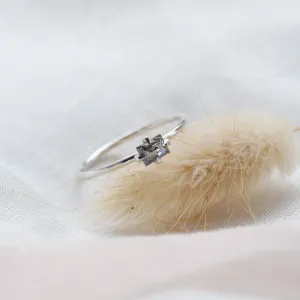 Minimalist salt'n'pepper diamond ring  RETTANGOLO Thumbnail