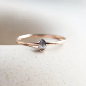 Minimalist engagement salt'n'pepper diamond ring  PERA Thumbnail