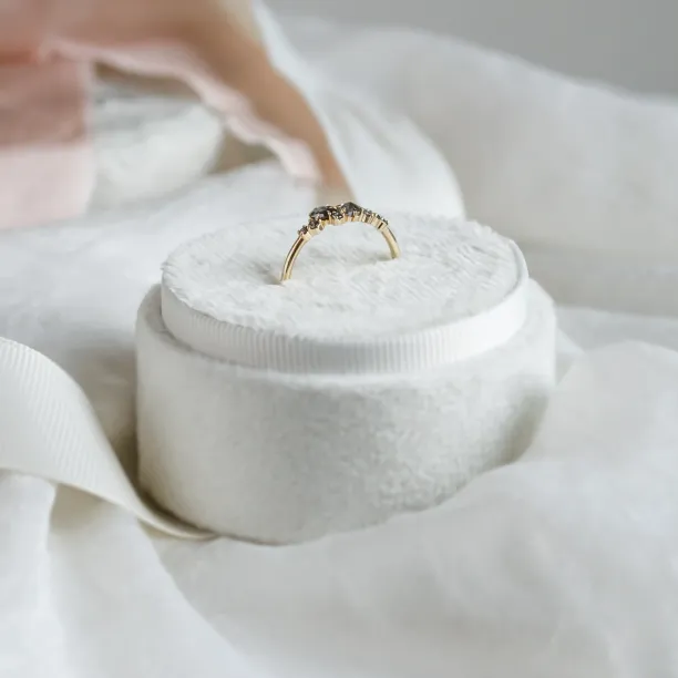 Gold cluster ring with hexagon salt'n'pepper diamonds CLARINA Image