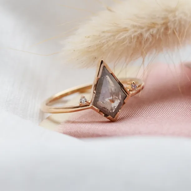 Kite salt'n'pepper diamond engagement ring SALLYX Image