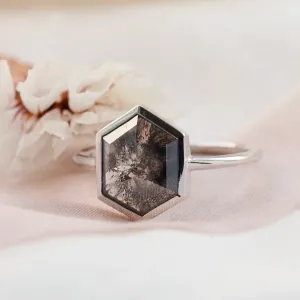 Vintage engagement ring with salt and pepper diamond CARRA Thumbnail