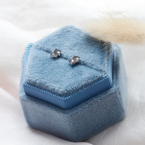 Earrings with baguette salt and pepper diamonds STELLON Image