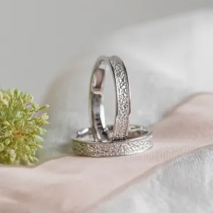 Unusual wedding bands with relief PERFORA Thumbnail
