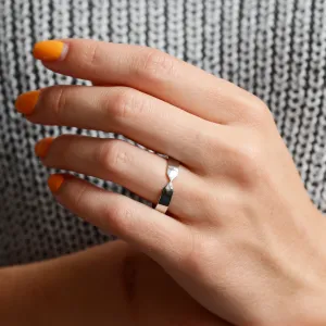 Gold wedding rings with tapered center TAPPI Thumbnail