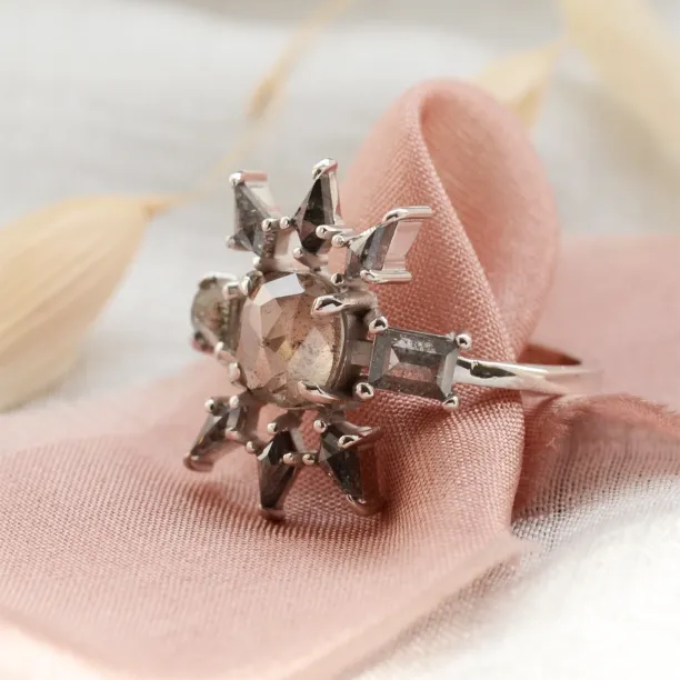 Luxury gold salt'n'pepper diamonds ring AURORA Image