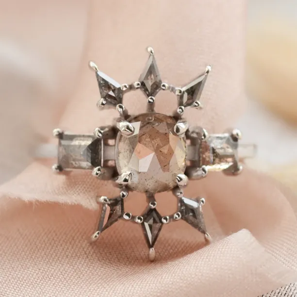 Luxury gold salt'n'pepper diamonds ring AURORA Image