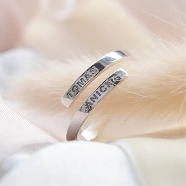 Silver spiral ring with kids names MATTEOS Image