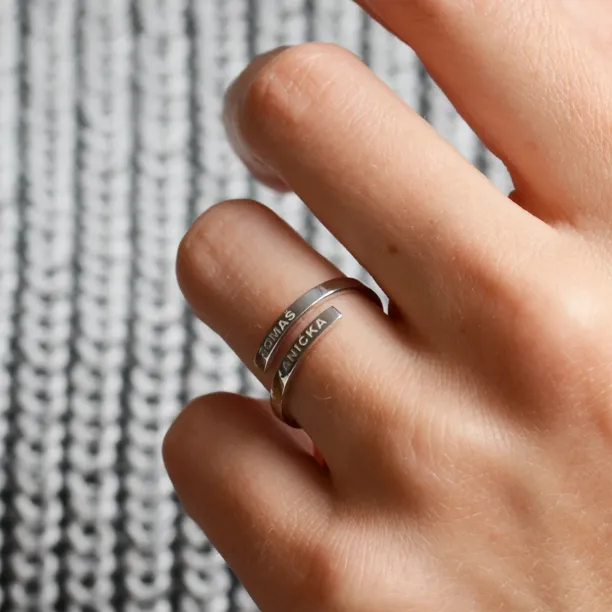 Silver spiral ring with kids names MATTEOS Image