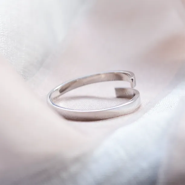 Silver spiral ring with kids names MATTEOS Image