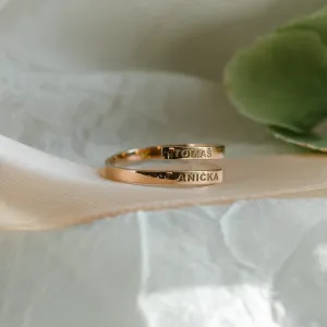 Gold spiral ring with kids names MATTEO Thumbnail