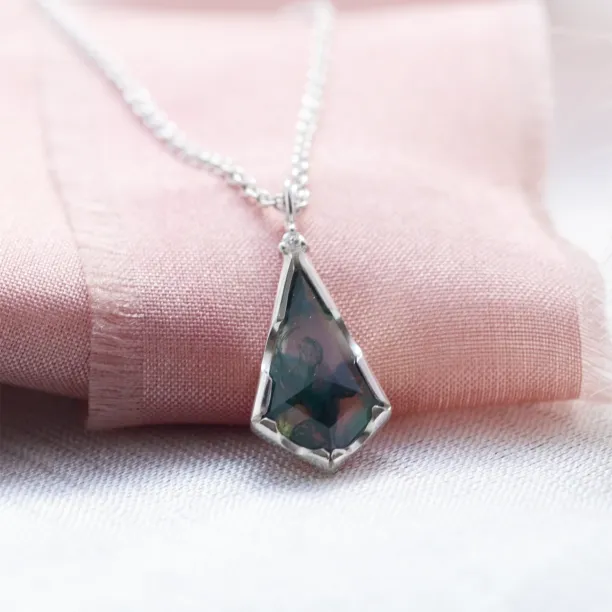 Moss agate pendant with diamond MATTIA Image