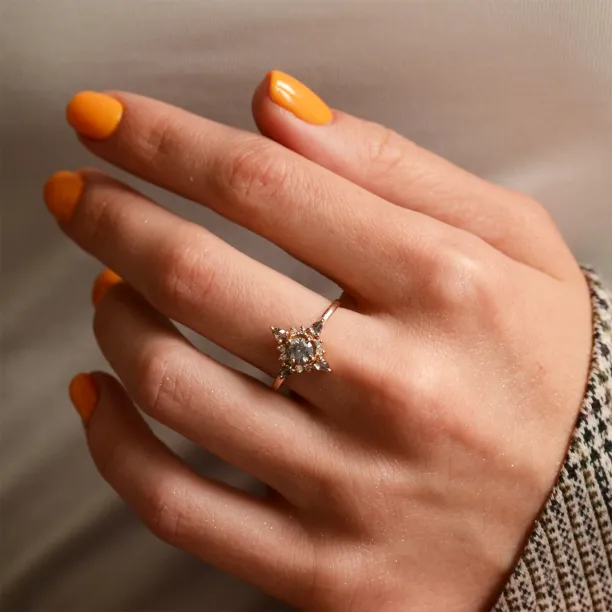 Unique cluster salt'n'pepper diamonds ring RAVENNA Image