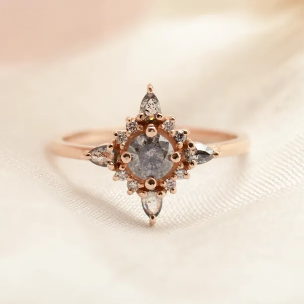 Unique cluster salt'n'pepper diamonds ring RAVENNA Image