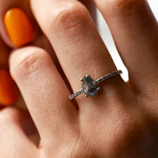 Gold engagement salt'n'pepper diamonds ring JACQUETTE  Image