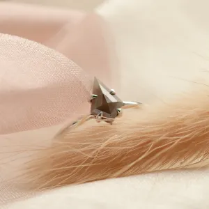 Minimalist ring with kite salt'n'pepper diamond GIUDITTA Thumbnail