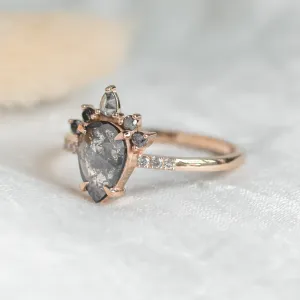 Gold cluster salt'n'pepper diamonds ring FILOMENA Thumbnail