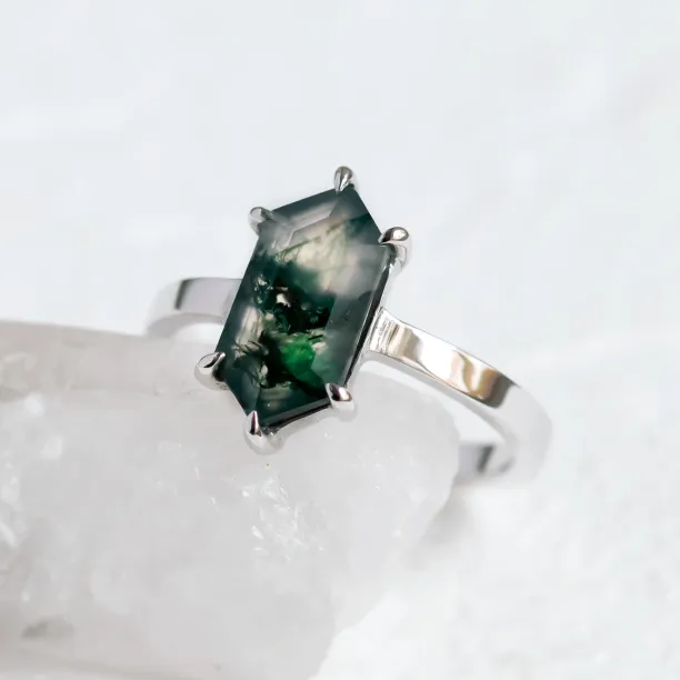 Vintage gold moss agate ring BENEDETTA Image