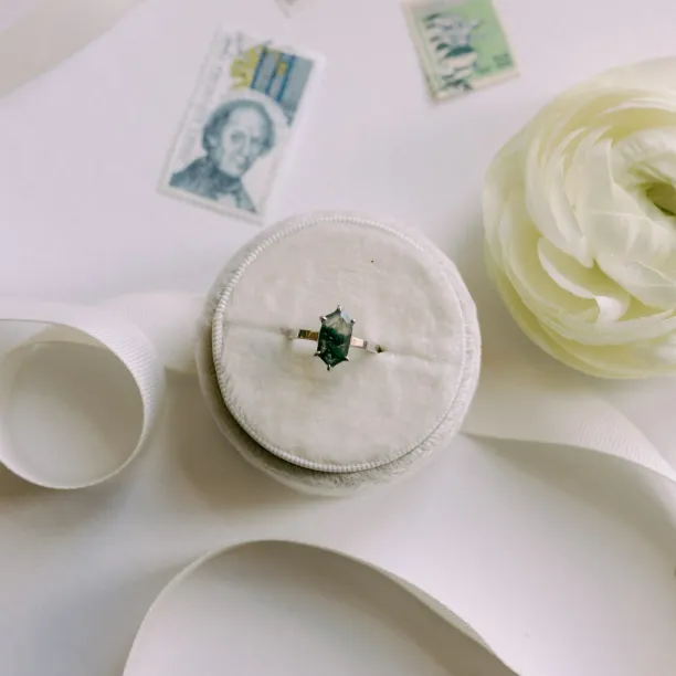 Vintage gold moss agate ring BENEDETTA Image