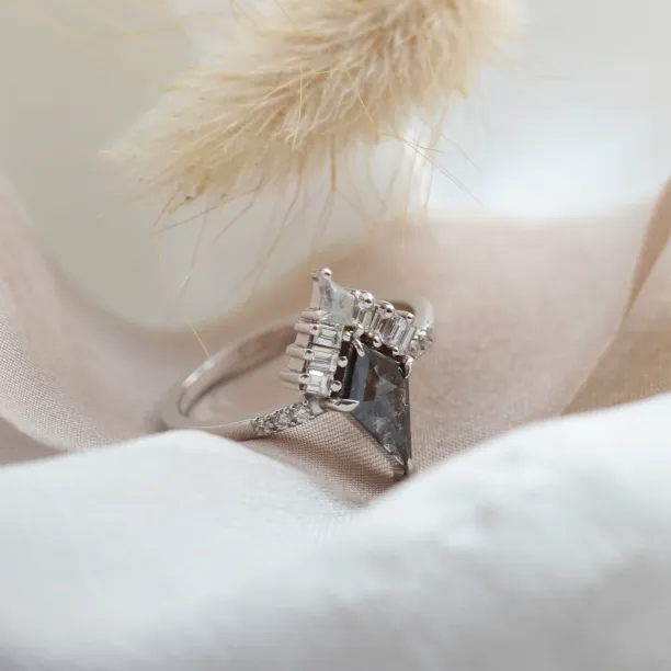 Kite salt and pepper diamond cluster ring with baguette diamonds ELEONORA Image