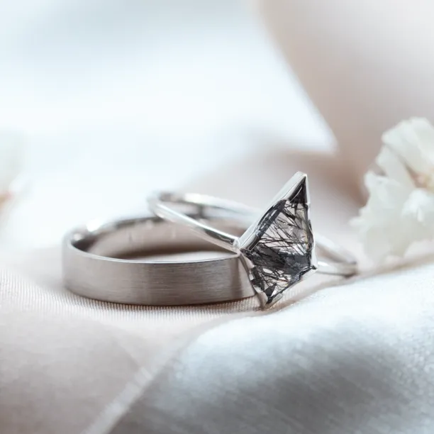 Gold engagement set with rutilated quartz GIADA Image