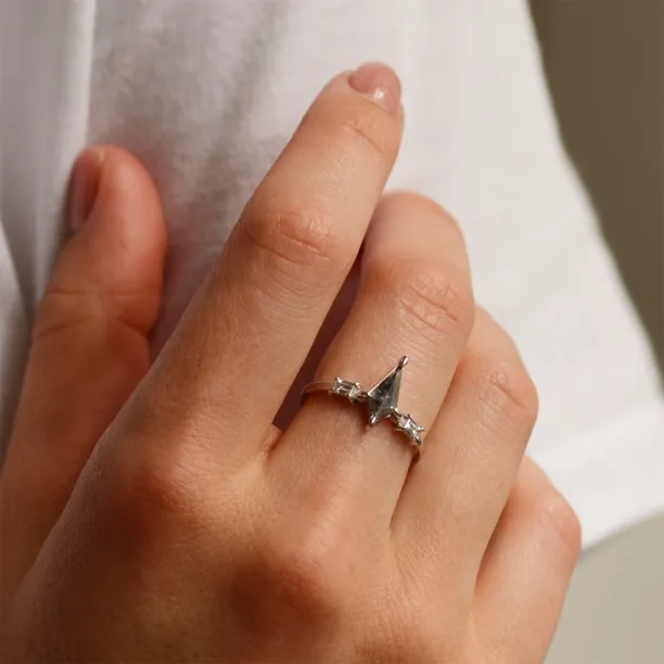 Kite salt and pepper diamond ring with baguette diamonds ARIANNA Image