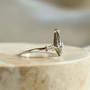 Kite salt and pepper diamond ring with baguette diamonds ARIANNA Thumbnail