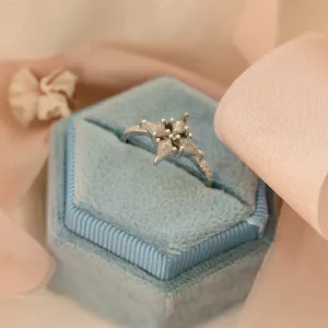 Gold star ring with salt and pepper diamonds ALESSIA Thumbnail