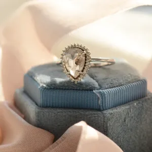 Halo luxury ring with salt and pepper diamond NOEMI Thumbnail