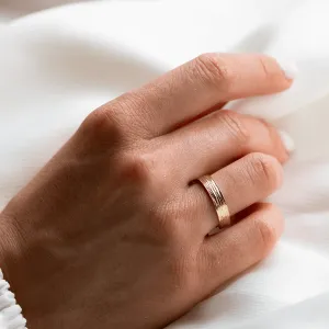 Unusual wedding bands with woodbark surface BRANCH