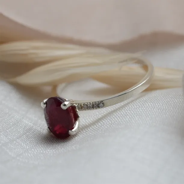 Gold ruby ring with diamonds SARA Image