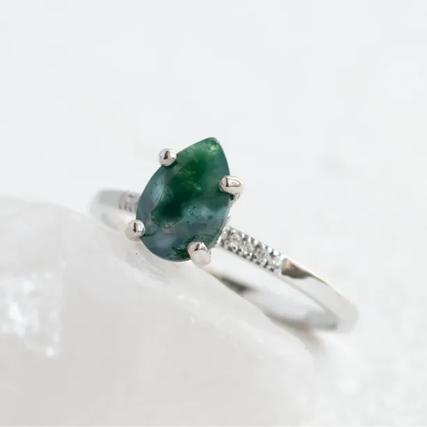 Mossagate engagement ring with diamonds MARTINA Image