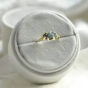 Gold raw blue diamond ring with classic diamonds POSEIDON Thumbnail