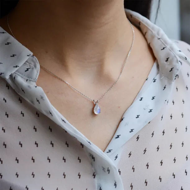 Gold moonstone necklace with diamond LUNA Image