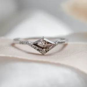 Unusual ring with salt and pepper diamond and side diamonds NICOLE Thumbnail