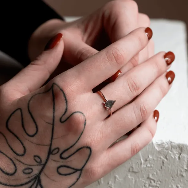 Kite salt and pepper diamond with side diamonds CATKIN Image