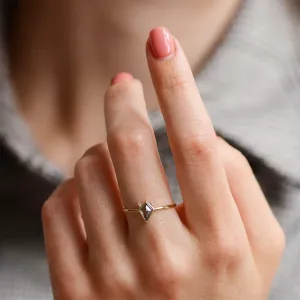 Kite salt and pepper diamond with side diamonds CATKIN Thumbnail